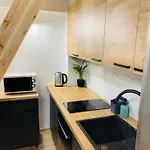 Pod Wieza 1 *
